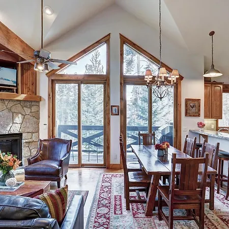 Amber Sky - Ski-In Ski-Out Apartment